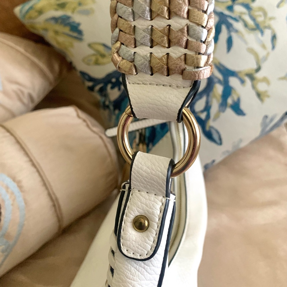 Sondra Roberts White Faux Pebble Leather Hobo Bag w Metallic Gold Braided Strap - Picture 5 of 14